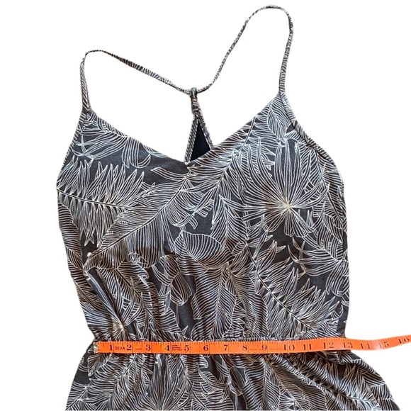PrAna Gray & White Tropical Leaf Print Racerback Spaghetti Strap Casual Dress - Picture 6 of 9